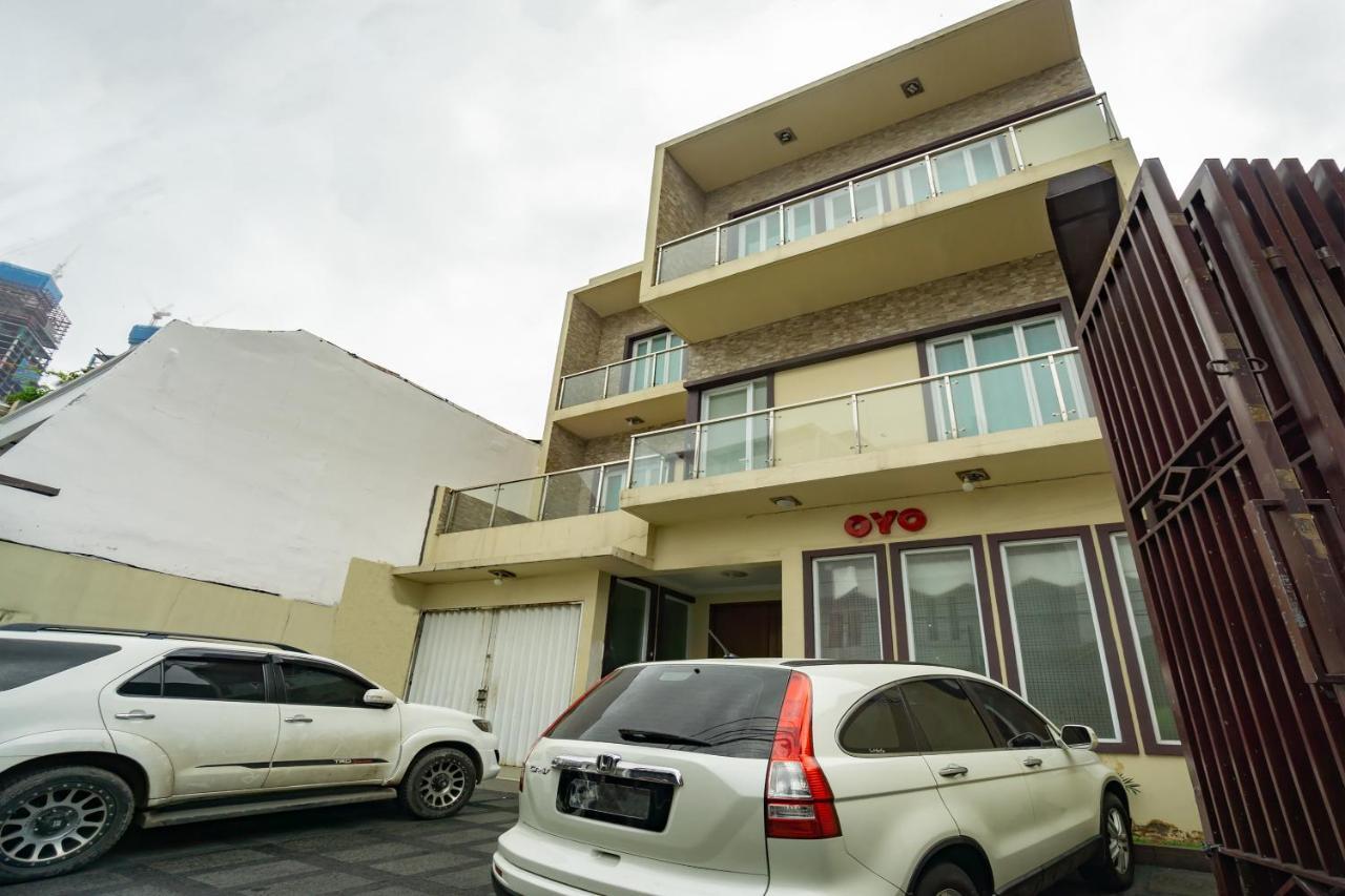 Oyo 2357 Syariah Grand Raudhah Hotel Jakarta Exterior foto